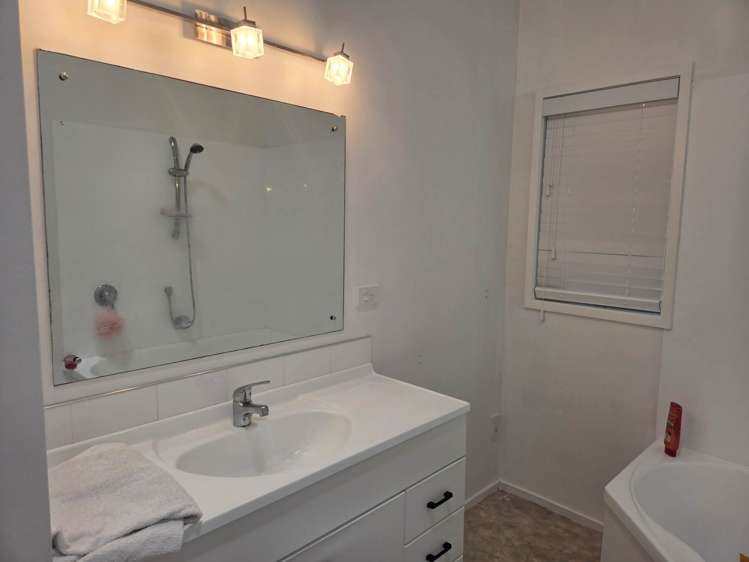 158 The Fairway Matarangi_10