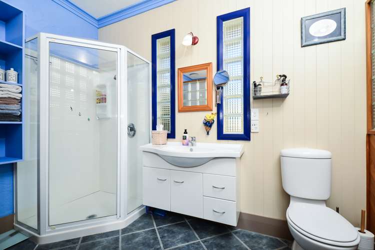 2 Saint Olpherts Avenue Hamilton East_8