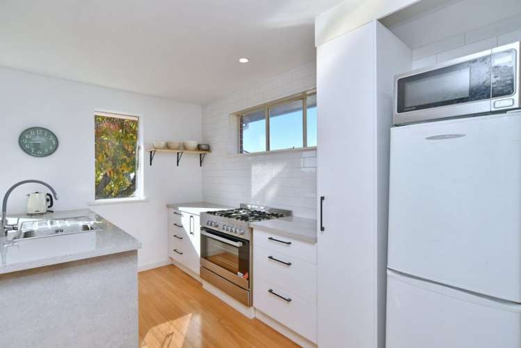 13 Lyndhurst Crescent Aranui_6