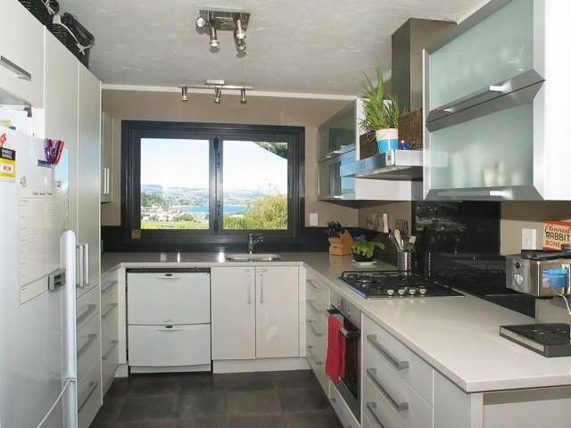 23 Corlett Road Plimmerton_4