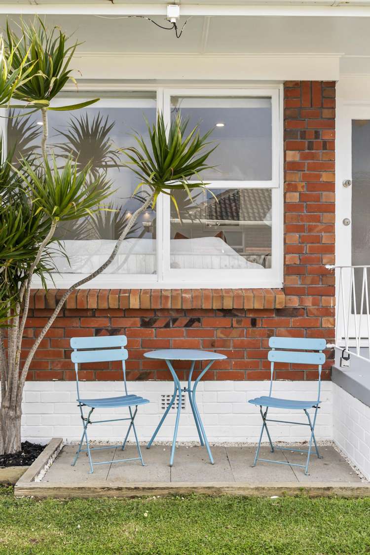 2/12 Dominion Street Takapuna_12