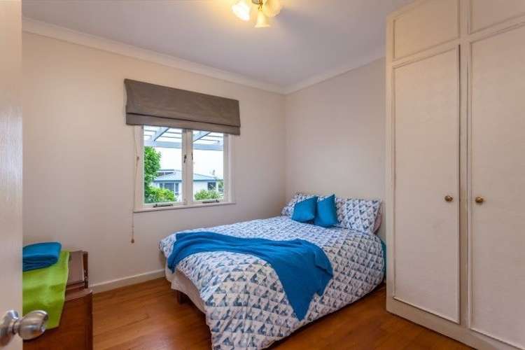 4 Aldersgate Road Hillsborough_16