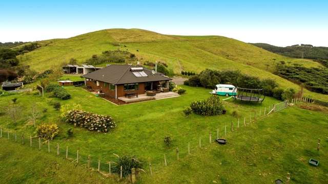 326b Rowe Road Ohauiti_2