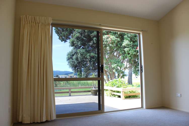 158 The Fairway Matarangi_12