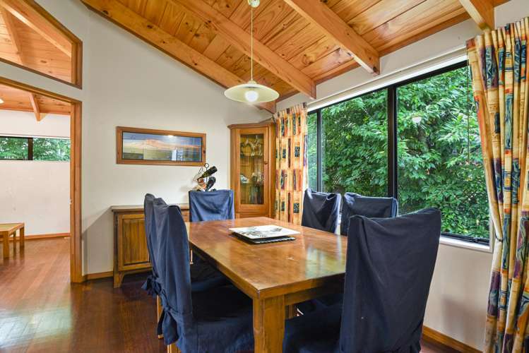 104 Tarawera Road_5