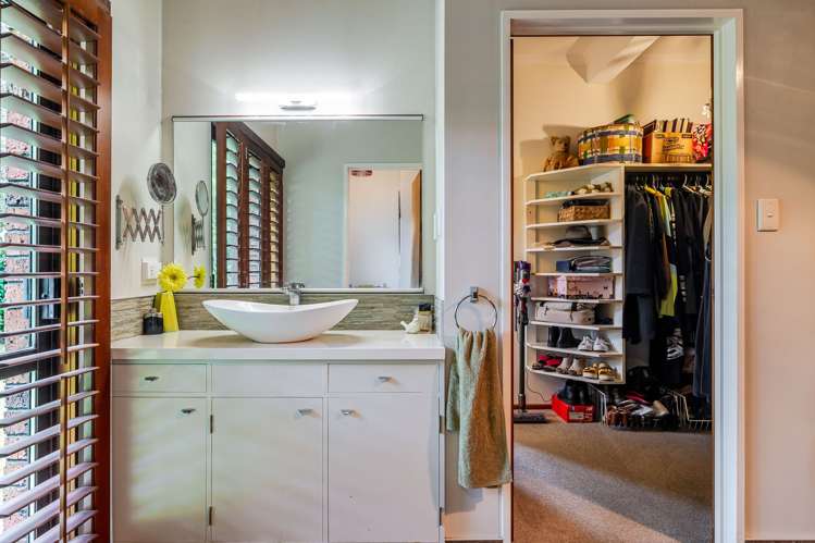 869b Main Street Roslyn_17