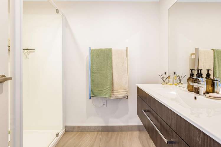 3/52 High Street Island Bay_10