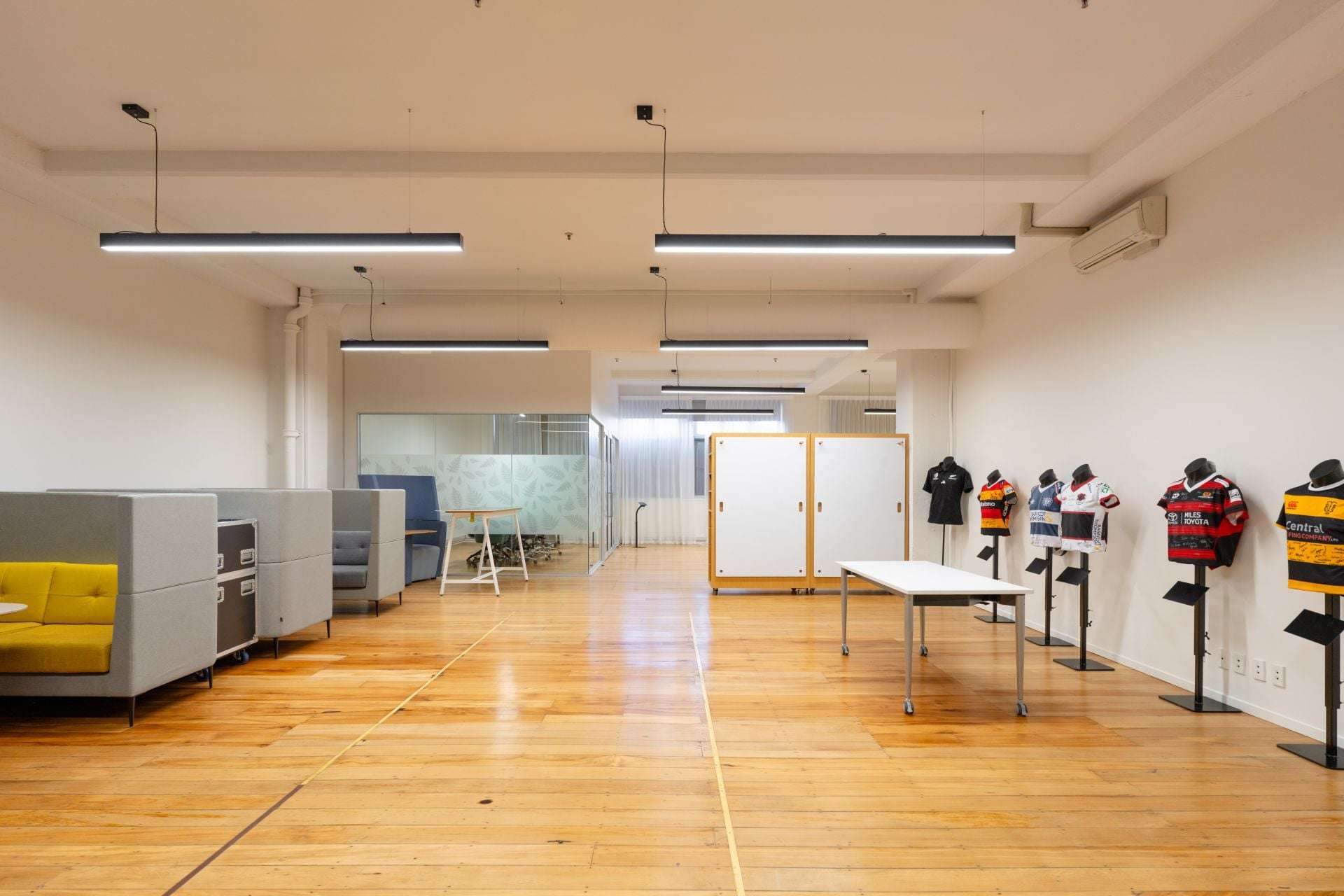 Part Level 1/125 The Strand Parnell_0