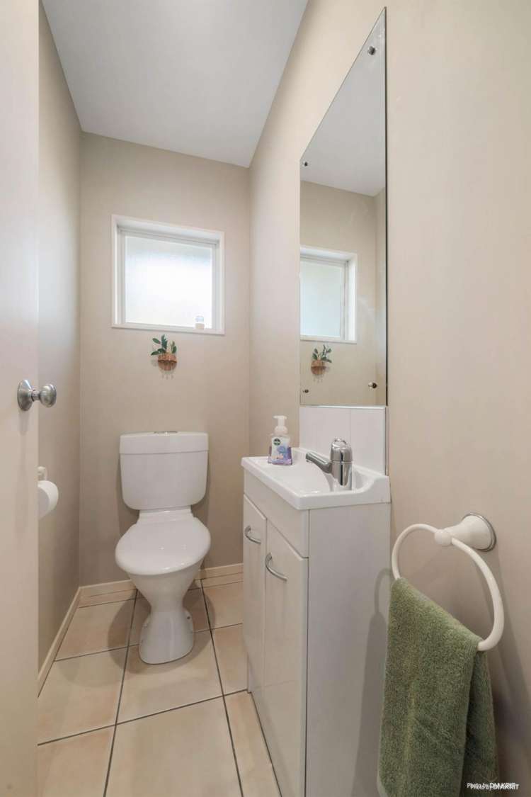 2/47 Fields Parade Oteha_17