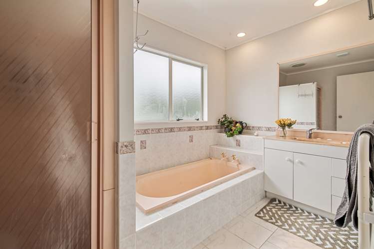 1/11 Spears Place Botany Downs_10