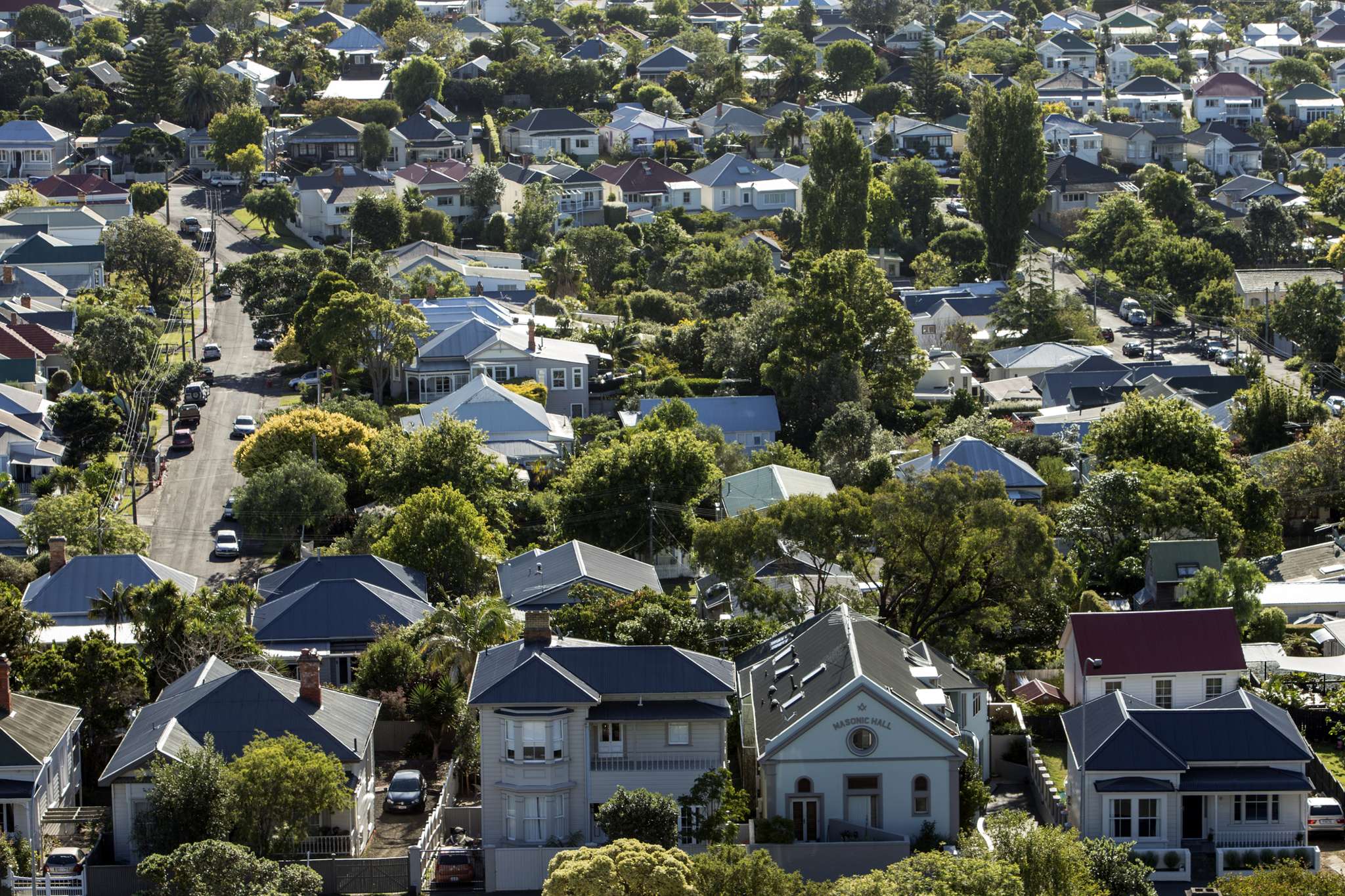 NZ's high household debt levels 'putting housing market at risk'