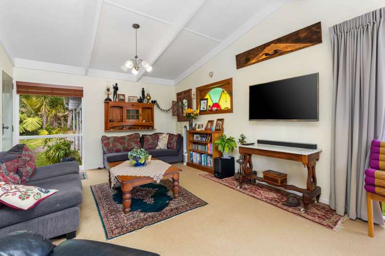 90 Lone Kauri Road Karekare_6