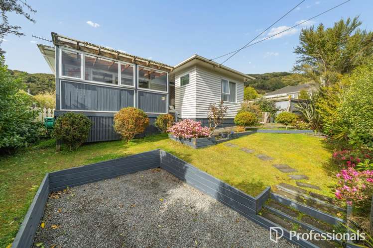 19 Gardiner Grove Wainuiomata_7
