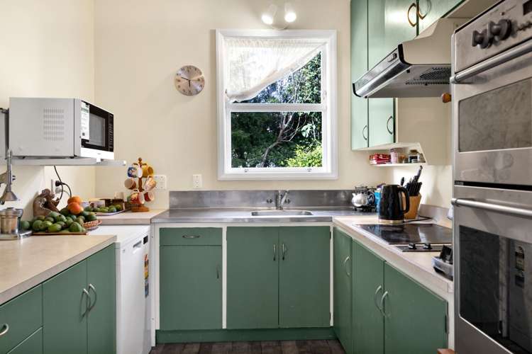 17 Hoyle Place New Plymouth Central_17