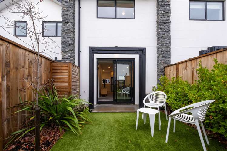 4/4 Riccarton Road Riccarton_10