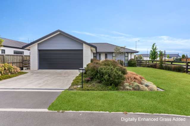 Flexible Living in a Sought-After Setting