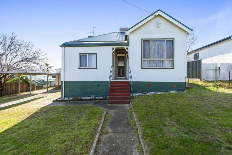 52 George Street Junee_1