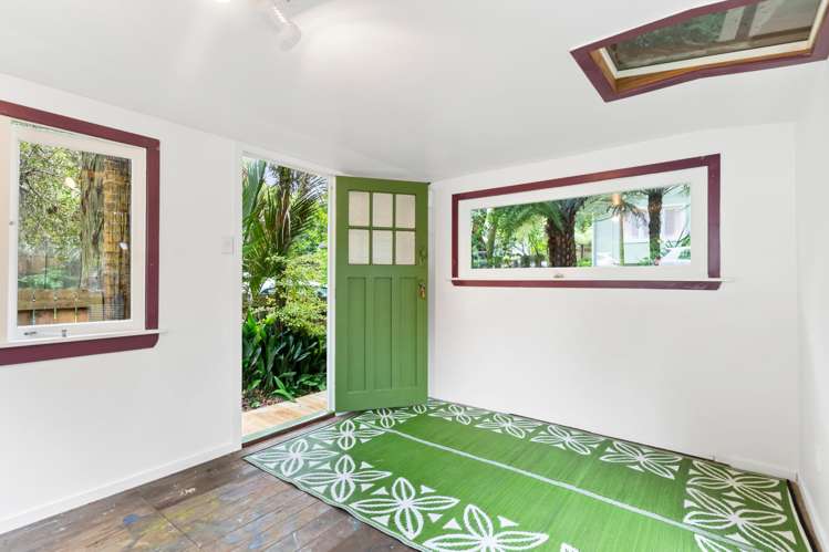 56 Sylvan Valley Avenue Titirangi_23