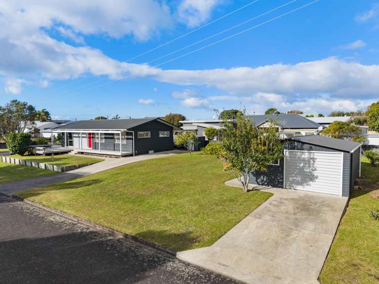 401 Linton Crescent Whangamata_1