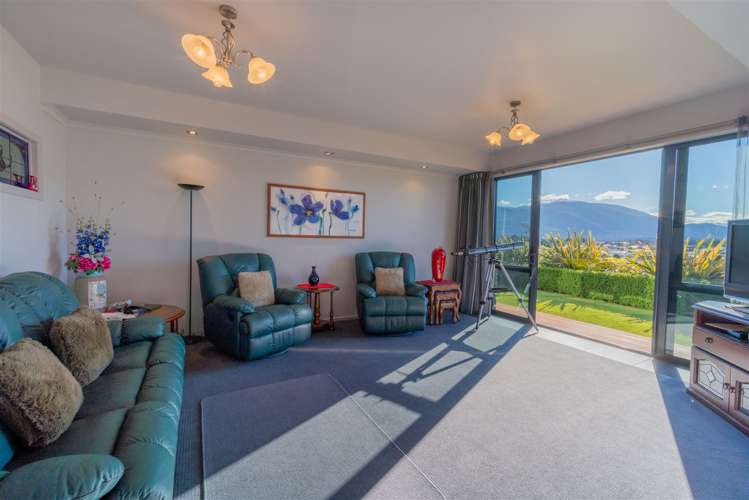 12 Tawera Place Te Anau_22