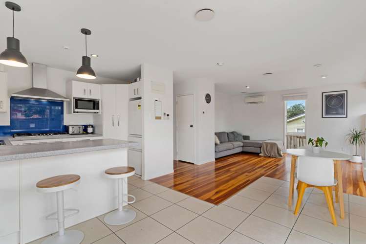 59 Taurus Cres Beach Haven_6