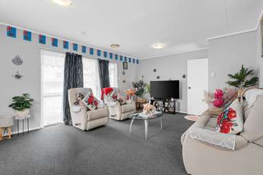 424 Kahikatea Drive_2