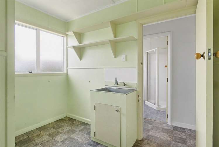 62 McGill Street Waimangaroa_19