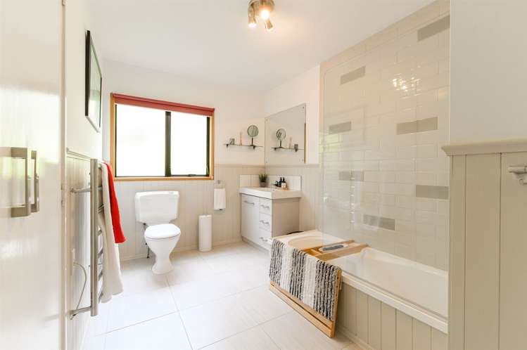 2/57 Pupuke Road Birkenhead_8