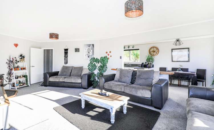 9 Kowhai Lane Halfmoon Bay_15