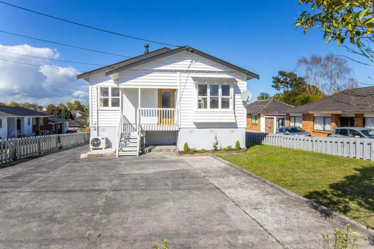 60 Titirangi Road New Lynn_33