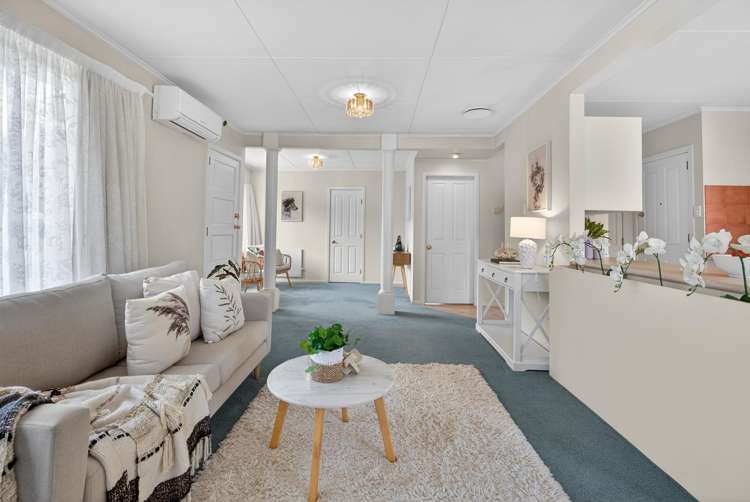 37 Mountbatten Grove Clouston Park_1