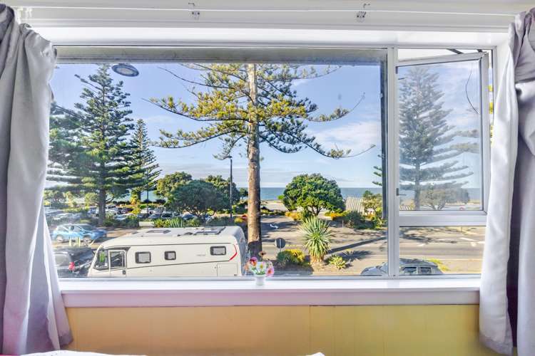 259 Marine Parade Napier South_15