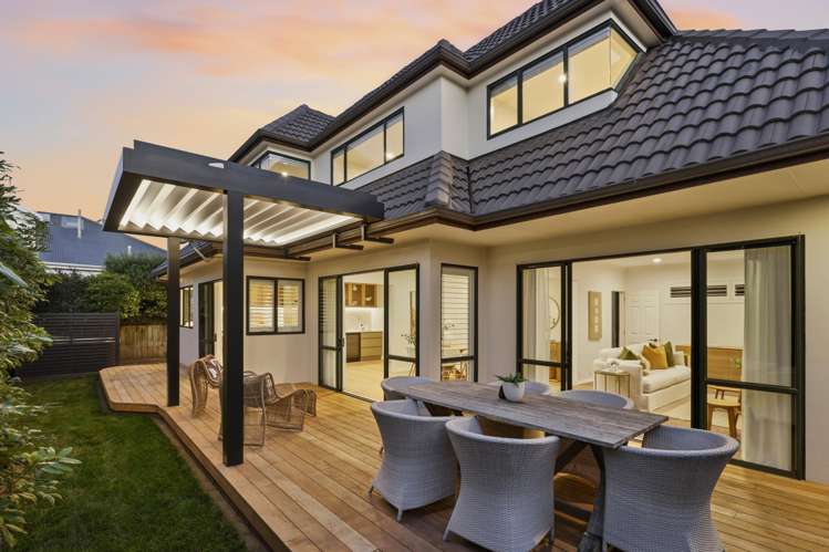 16A Seccombes Road_0