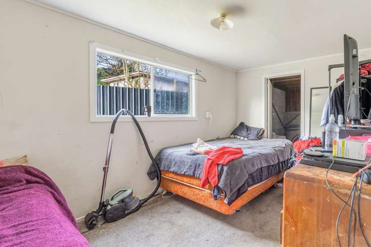 20 Elliott CRESCENT Owhata_11