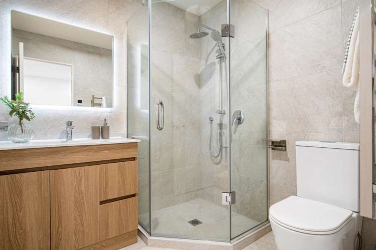 33 & 33B Ballymore Drive Pinehill_25