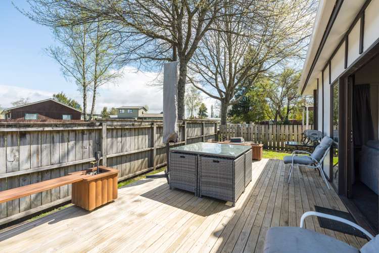 1 Rea Grove Turangi_12