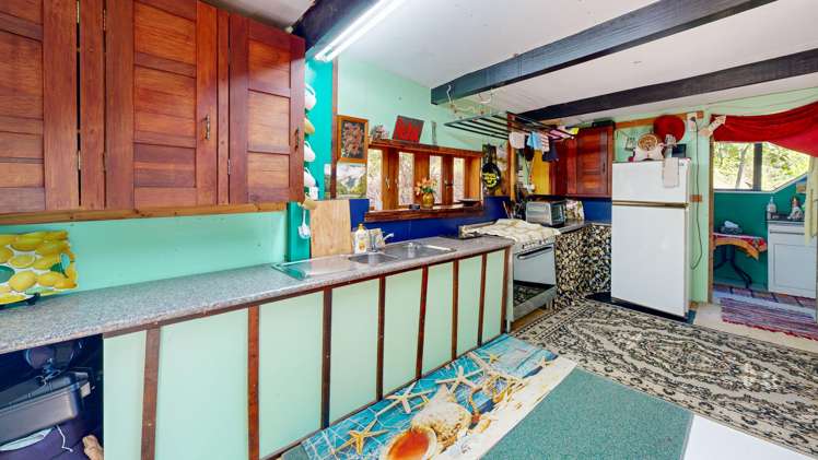 122 Thames Coast Road_4