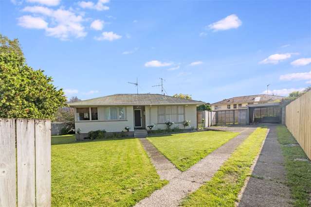 70 Winstone Avenue Chartwell_1