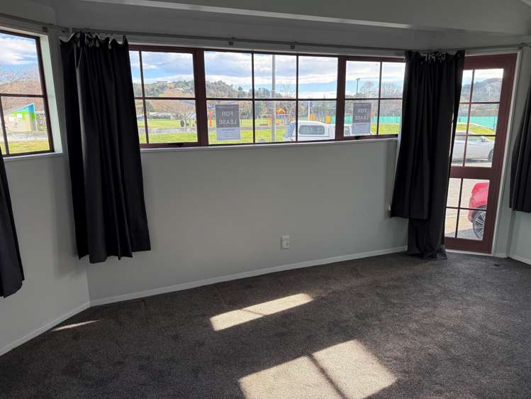 1 Symons Lane Taradale_2