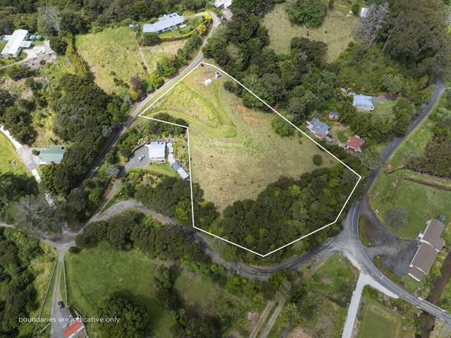 14 Campbell Road Totara North_3