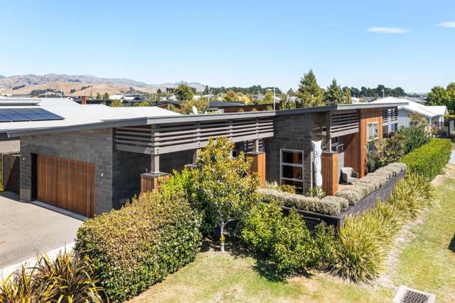 14 Corsair Crescent Burleigh_1