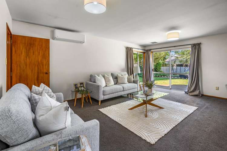 2/45B Trafford Street Harewood_8