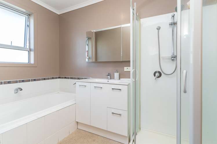 18 Bernard Street Kenmure_12