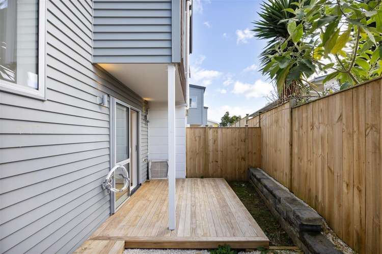 2/38 Cape Road Mangere_13