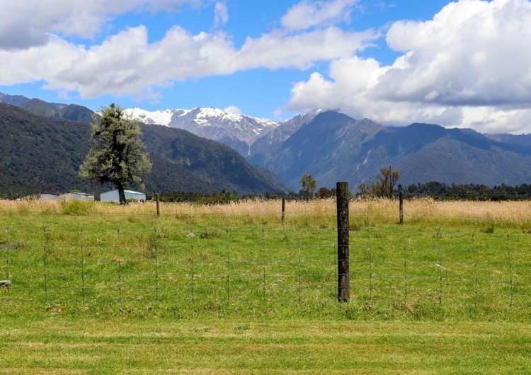 2328A Arthurs Road Franz Josef_2