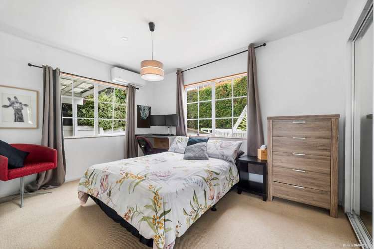 2/56 Nigel Road Browns Bay_14