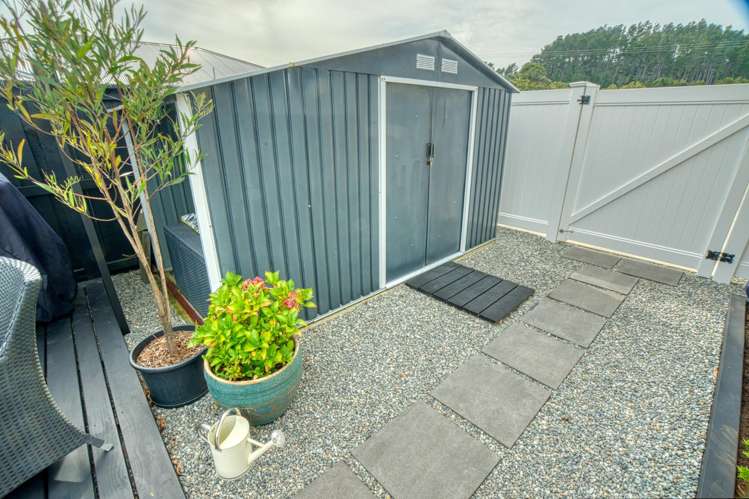 174 Coulson Road Paroa_38