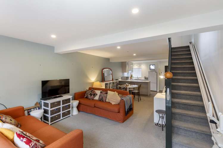 4/56 Hewitts Road Merivale_8