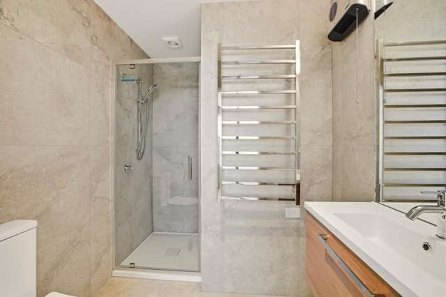 2/52 Peer Street Upper Riccarton_4