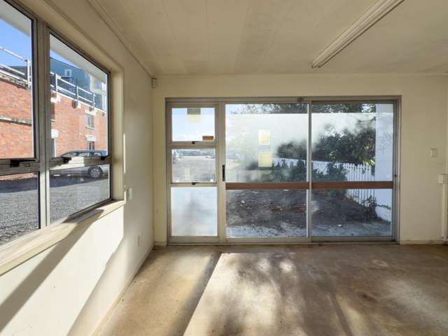 149 High Street South Carterton_4